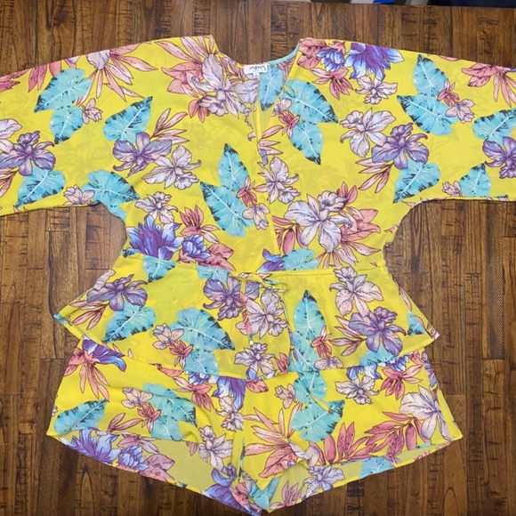 Umgee Yellow Floral Romper with Bell Sleeves and Tie Waist - Picture 5 of 13